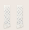Funky toe socks in white with a grey diamond argyle pattern, featuring individual toe pockets. Shown as a flat-lay pair.