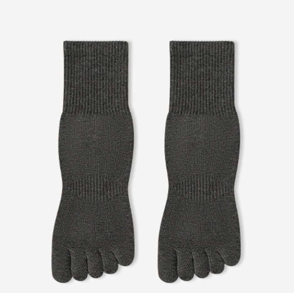 Men's toe socks in charcoal ribbed knit, featuring a five-toe design. Displayed flat as a pair on a light surface.