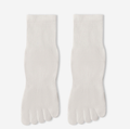 Men's toe socks in cream ribbed knit, featuring individual toe pockets. Shown as a flat-lay pair on a neutral backdrop.