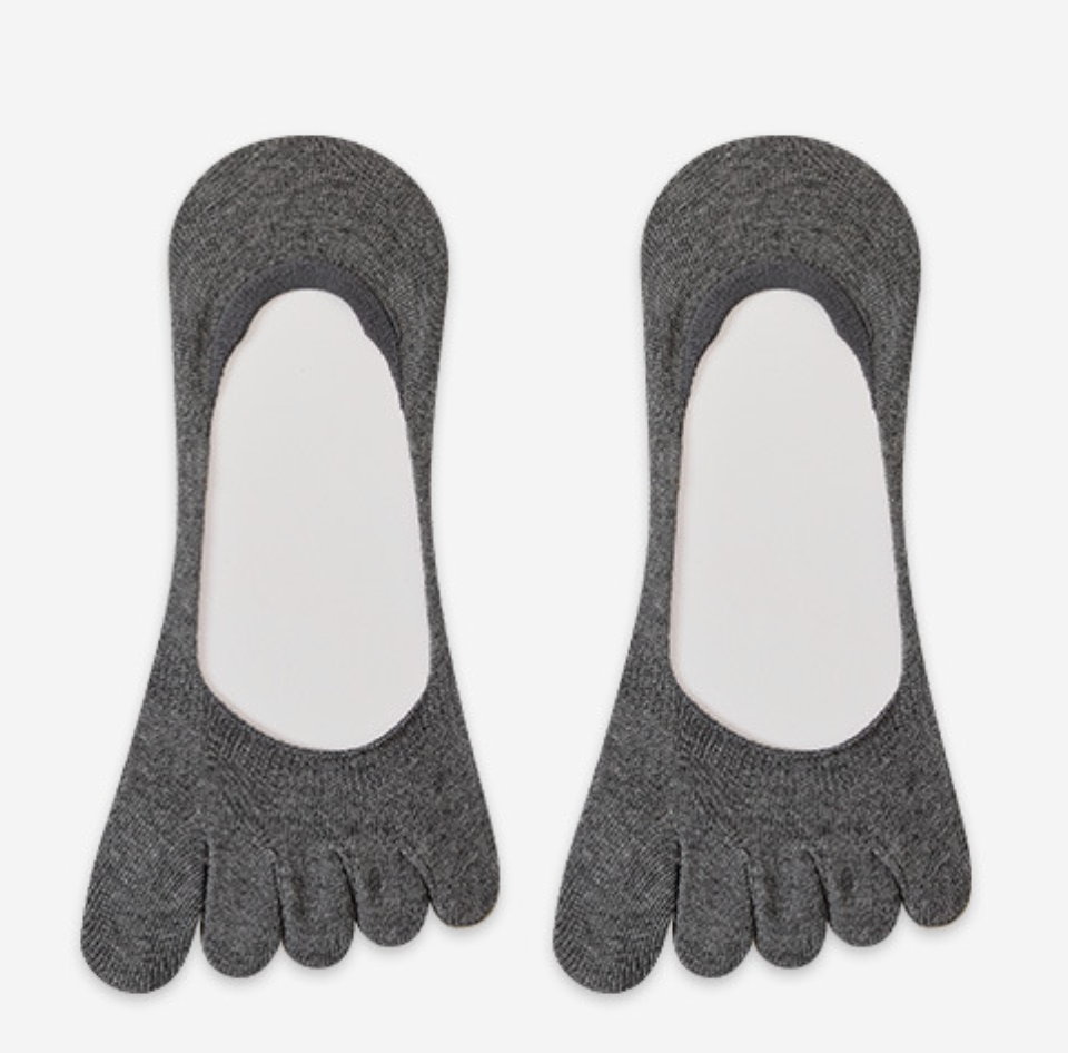 No show toe socks in charcoal grey, featuring an invisible low-cut fit with individual toe pockets. Displayed flat as a pair.