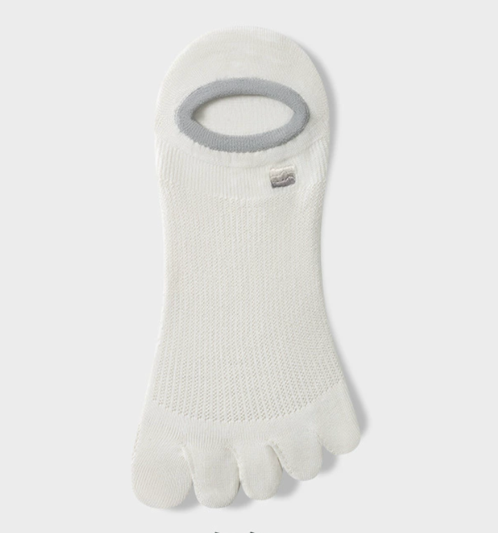 No show toe socks for men in cream white, featuring a five-toe knit. Laid flat against a light surface.